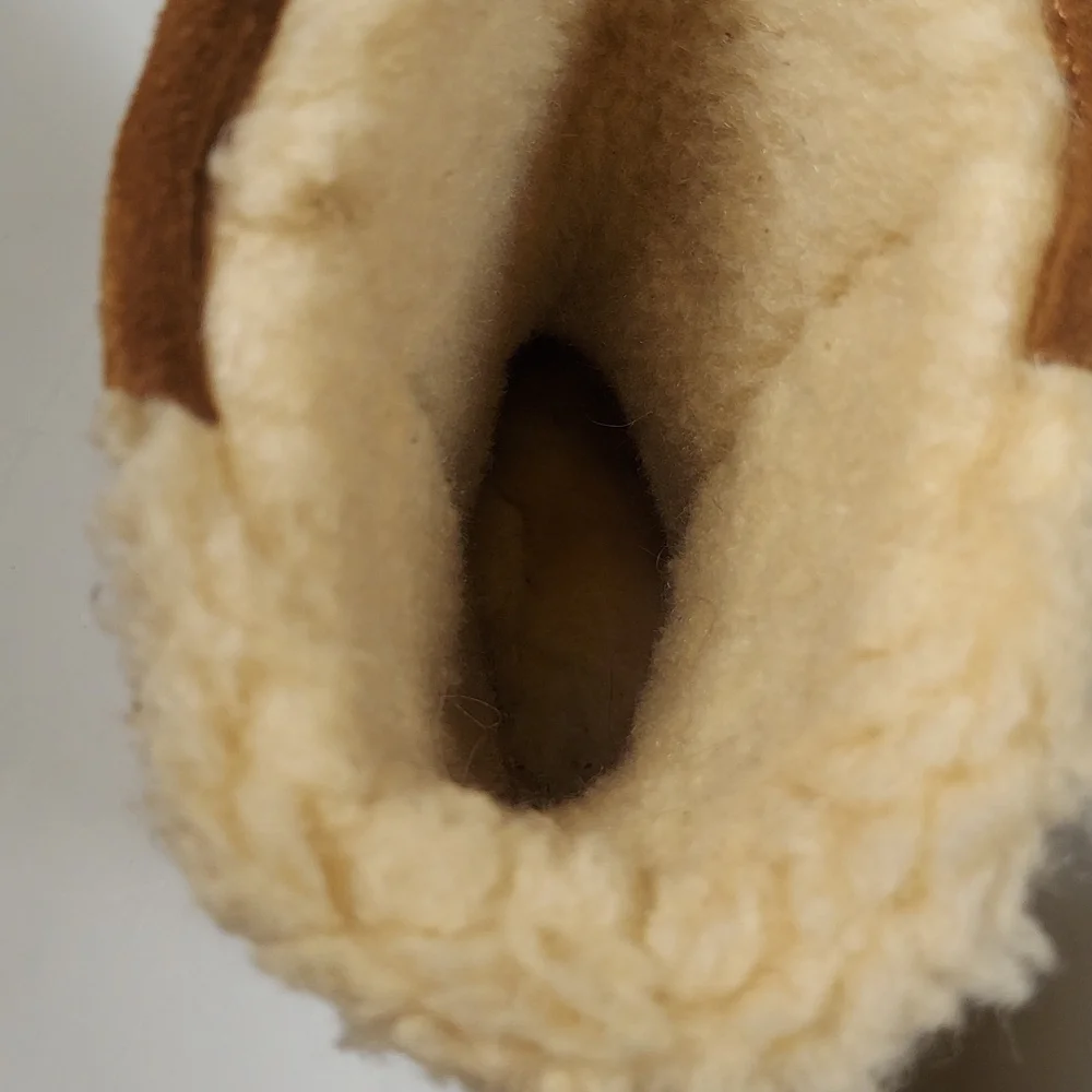 Bearpaw Boshie Hickory Youth Size 5